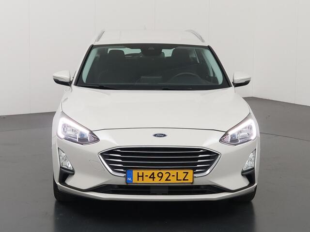 Ford FOCUS Wagon 1.0 EcoBoost Titanium Business | Winterpakket | Parkeercamera | Navigatie | Cruise Control | Climate Control |