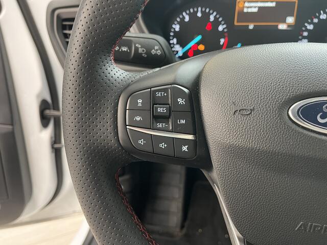 Ford FOCUS Wagon EcoBoost 155PK Hybrid ST Line | Winter pack | Adapt. Cruise | Camera | Draadloos CarPlay |