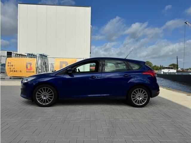 Ford FOCUS 1.0 Trend NWE MOTOR NWE APK ZEER NETJES