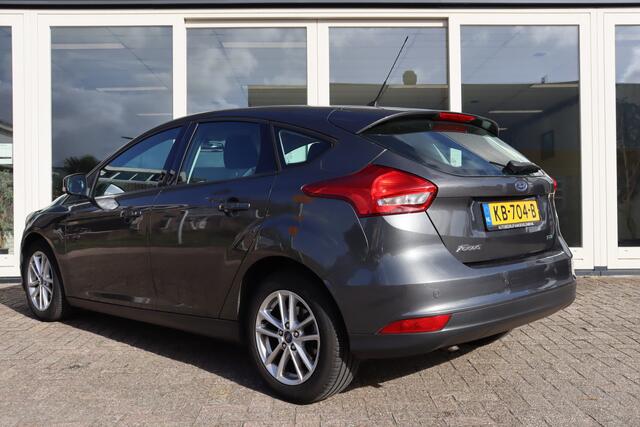 Ford FOCUS 1.0 Trend, Cruise Control, Airco, PDC V+A, Prijs Is Rijklaar Inclusief 6 Maanden Garantie