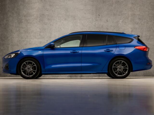 Ford FOCUS Wagon 1.0 EcoBoost ST-Line Automaat (APPLE CARPLAY, GROOT NAVI, STUUR/STOELVERWARMING, GETINT GLAS, SPORTSTOELEN, CAMERA, KEYLESS, LANE ASSIST, NIEUWSTAAT)