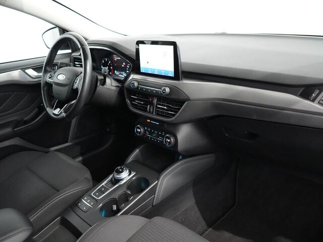 Ford FOCUS Wagon 1.5 EcoBlue Titanium Business | Zwenkhaak | Winterpakket | Camera |