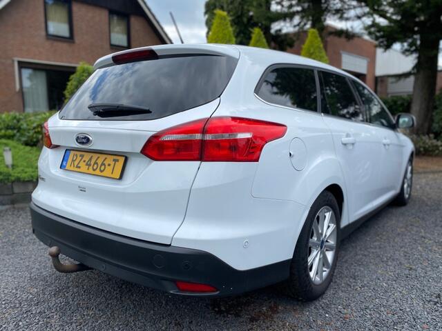 Ford FOCUS 1.5 TDCI TITANIUM Automaat Apple carplay ECC Keyless Parking assistant
