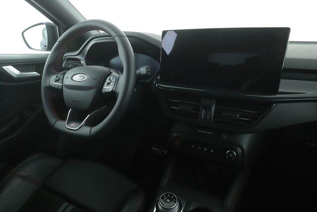 Ford FOCUS 2.3 EcoBoost ST-3 | 280pk Automaat | Performance Pack | AGR-stoelen | Winter Pack | Adaptive cruise control | Head up Display | Camera