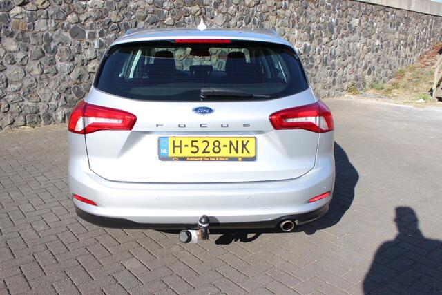 Ford FOCUS Wagon 1.0 EcoBoost 125pk Trend Edition Business Trekhaak, Dab carplay, parkdistance, 1e eigenaar.