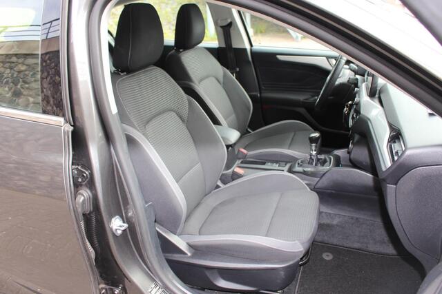 Ford FOCUS 1.0 EcoBoost 125PK Trend Edition Business , Dab Carplay, adapt Cruise control, 1e eigenaar