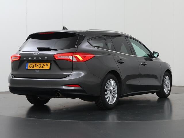 Ford FOCUS 1.0 EcoBoost Titanium Business | Winterpack | Climate Control | Navigatie | Parkeersensoren |