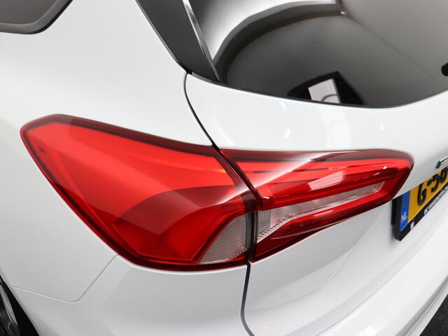 Ford FOCUS Wagon 1.0 EcoBoost Titanium Business ST-line Automaat