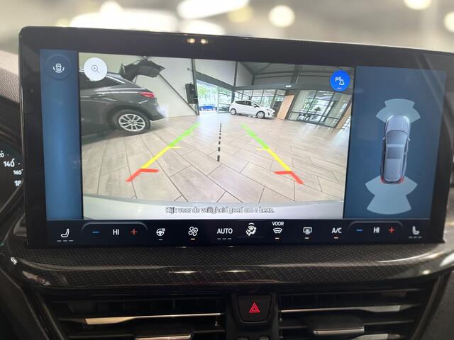 Ford FOCUS Wagon EcoBoost 155PK Hybrid ST Line | Winter pack | Adapt. Cruise | Camera | Draadloos CarPlay |
