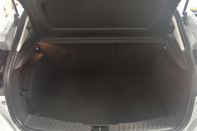 Ford FOCUS 1.0 Trend // 93.000 km // AIRCO // CRUISE // TREKHAAK // NAVI //