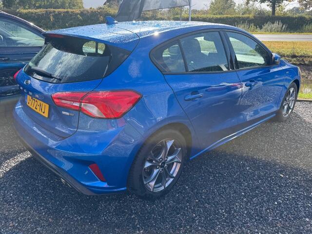 Ford FOCUS 1.0 ECOBOOST HYBRIDE ST-LINE BUSSINES / Camera / BenO Sound / ECC / NAVIGATIE.