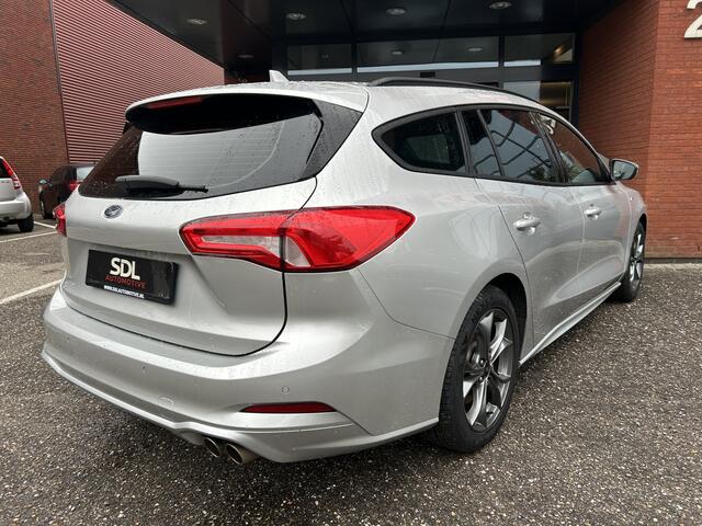 Ford FOCUS Wagon 1.0 EcoBoost ST Line Business // LED // NAVI + CARPLAY // PDC V+A // CRUISE // TREKHAAK!!