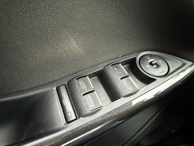 Ford FOCUS Wagon BWJ 2018 1.0 126 PK Titanium APPLE CARPLAY | ANDROID AUTO | NAVI | CLIMA | CRUISE | BLUETOOTH | VOORRUITVERW. | LMV | PDC