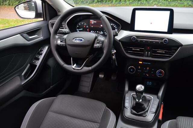 Ford FOCUS Wagon 1.0 EcoBoost Hybrid Trend Edition Business Navi/Pdc/Airco/Led/Stoel Stuur & ruitverwarming/Leder/Cr-Controle/Privacy-Glass/Lmv/Achteruitrijcamera