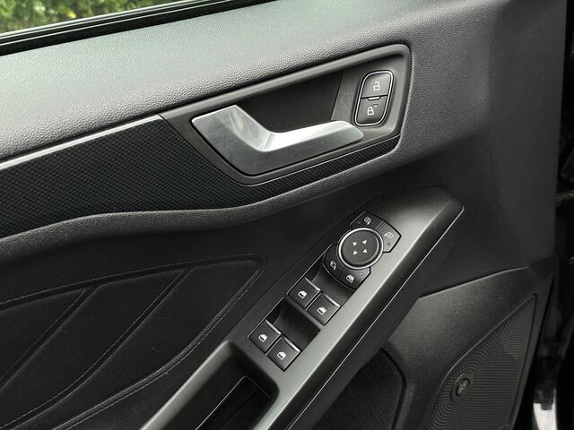 Ford FOCUS 1.5 EcoBoost ST Line Business