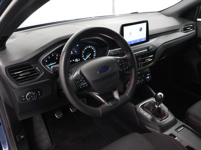 Ford FOCUS Wagon 1.0 EcoBoost Hybrid ST Line Style | Winterpack | Parkeercamera | Apple Carplay/Android Auto | Climate Control |