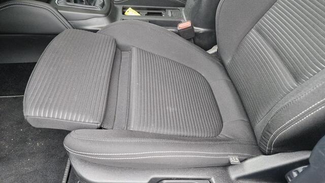 Ford FOCUS Wagon 1.0 EcoBoost Hybrid Titanium X AGR stoelen | 12 inch Touchscreen | Draadloos Android Auto / Apple Carplay | Camera achter |