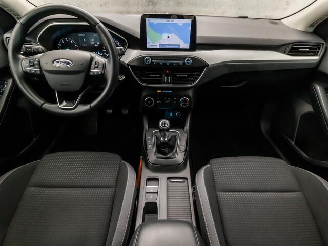 Ford FOCUS 1.0 EcoBoost Sport (APPLE CARPLAY, GROOT NAVI, LANE ASSIST, GETINT GLAS, SPORTSTOELEN, CRUISE, PARKEERSENSOREN, LM VELGEN, NIEUWSTAAT)