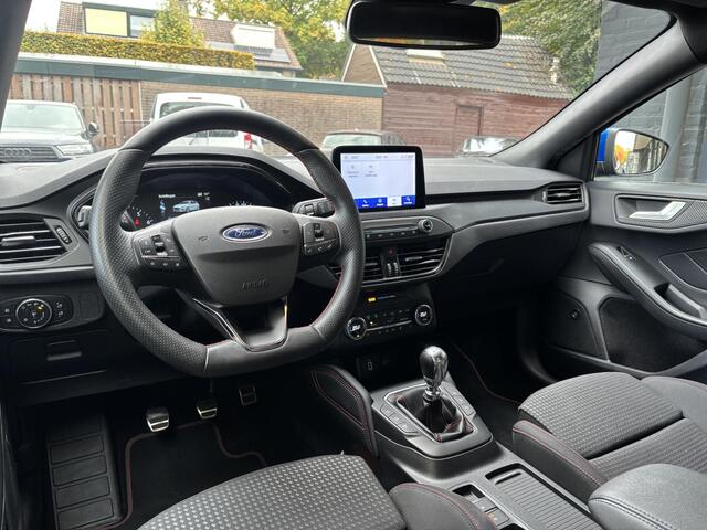Ford FOCUS 1.0 EcoBoost ST Line Business