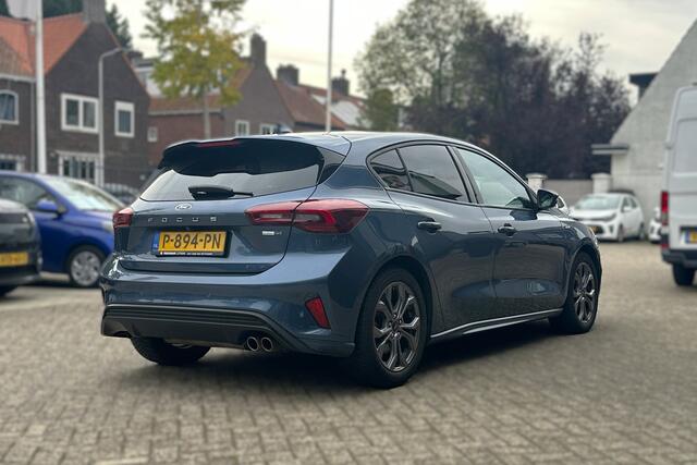 Ford FOCUS 1.0 EcoBoost mild Hybrid ST Line | Winter pack