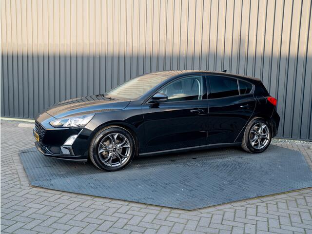 Ford FOCUS 1.0 EcoBoost Hybrid Trend Edition Business | 17'' | Camera | Navi | Prijs Rijklaar!!