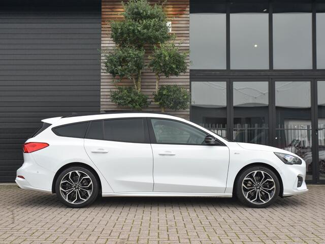Ford FOCUS Wagon 1.5 EcoBoost ST Line Business