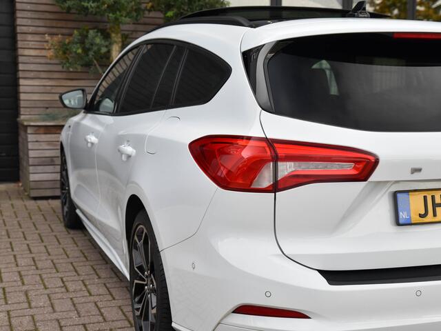 Ford FOCUS Wagon 1.5 EcoBoost ST Line Business