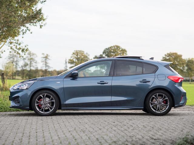 Ford FOCUS 1.5 EcoBoost ST Line Business Pano B&O ACC Keyless