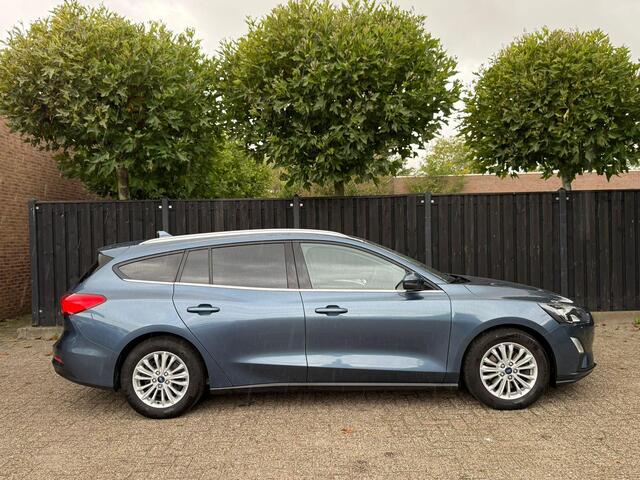 Ford FOCUS Wagon 1.0 EcoBoost Titanium Business
