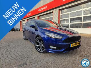 ford-focus-wagon-1.0-st-line