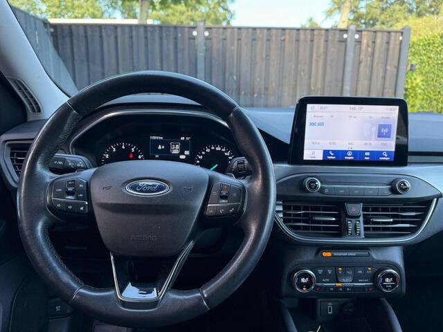 Ford FOCUS Wagon 1.0 EcoBoost Titanium Business