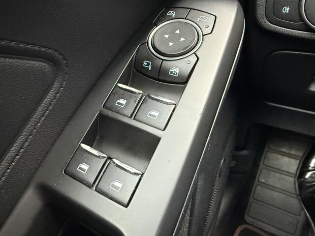 Ford FOCUS Wagon BWJ 2019 1.5 EcoBoost 181 PK ST Line Business NIEUW BINNEN !