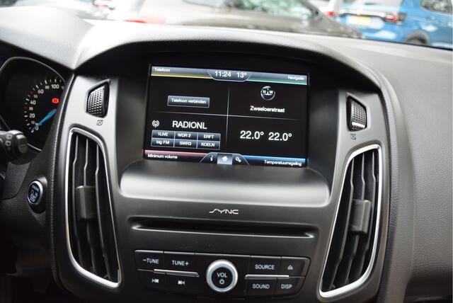 Ford FOCUS 1.0 Titanium Trekhaak Clima Park Pilot Cruise Control