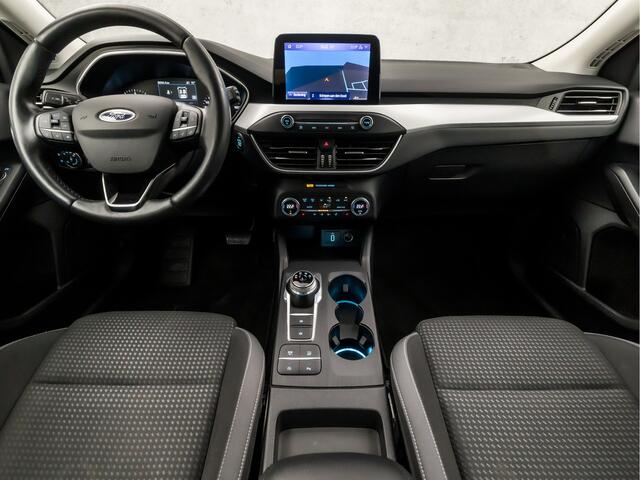 Ford FOCUS 1.0 EcoBoost Titanium Sport Automaat (APPLE CARPLAY, GROOT NAVI, STUUR/STOELVERWARMING, KEYLESS, LM VELGEN, SPORTSTOELEN, PARKEERSENSOREN, DAB+, LANE ASSIST, NIEUWE APK, NIEUWSTAAT)