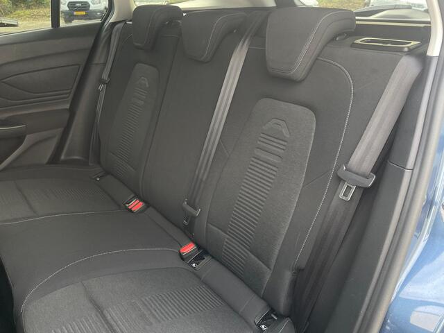 Ford FOCUS Wagon EcoBoost Active Business | Trekhaak | Winter Pack | LED | Parkeersensoren | Cruise | Apple carplay/Android auto |