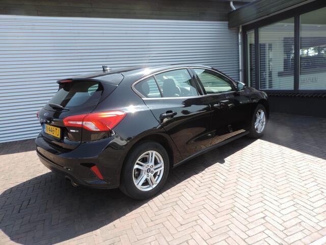 Ford FOCUS 1.0 EcoBoost Hybrid Trend Edition Business
