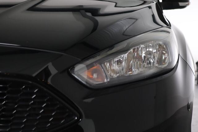 Ford FOCUS Wagon 2.0 TDCI Titanium, ST-Line, Stoel/Stuurverwarming, Trekhaak, Bluetooth