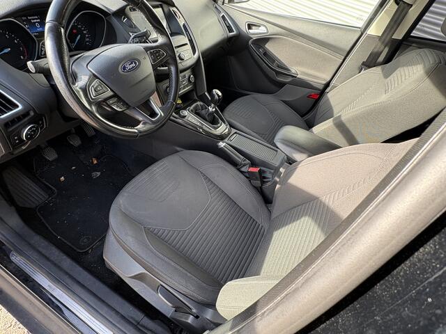 Ford FOCUS Wagon 1.5 Titanium | Nieuw Binnen! | Cruise | Navi | Clima