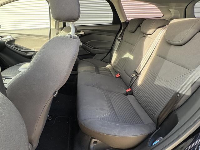 Ford FOCUS Wagon 1.5 Titanium | Nieuw Binnen! | Cruise | Navi | Clima