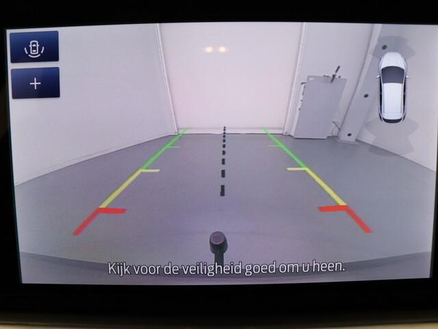 Ford FOCUS 125pk EcoBoost Hybrid Titanium X Business Camera | Adapt. Cruise | Parkeersens. v+a | Stoel-/stuur-/voorruitverw. | Trekhaak