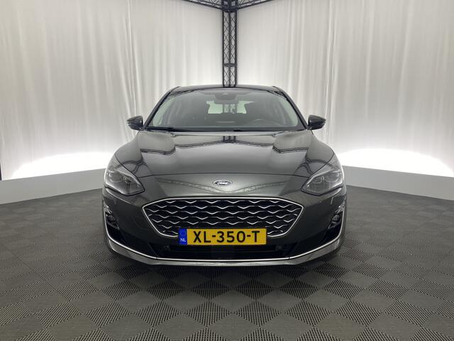 Ford FOCUS 1.0 EcoBoost Vignale | Pano-Dak | Trekhaak | Head-Up | Carplay | Dodehoek Det. | DAB |