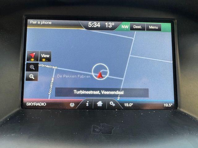 Ford FOCUS Wagon 1.0 Titanium Airco/ECC,Cruisecontrol,Navigatie