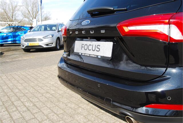 Ford FOCUS Wagon 1.0 EcoBoost 125PK Titanium AUTOMAAT | LED | 17" VELGEN | STOEL STUURVERWARMING | CRUISE CONTROL