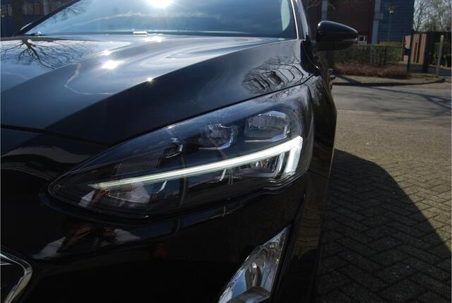 Ford FOCUS Wagon 1.0 EcoBoost 125PK Titanium AUTOMAAT | LED | 17" VELGEN | STOEL STUURVERWARMING | CRUISE CONTROL