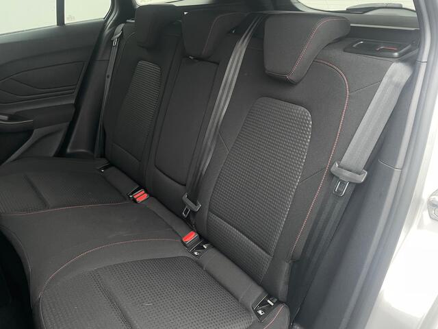 Ford FOCUS Wagon EcoBoost Hybrid ST Line Style | Winter pack | LED | Climate Control | Trekhaak | Camera | Parkeersensoren | Cruise |