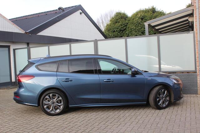Ford FOCUS Wagon 1.0 EcoBoost Hybrid ST Line X