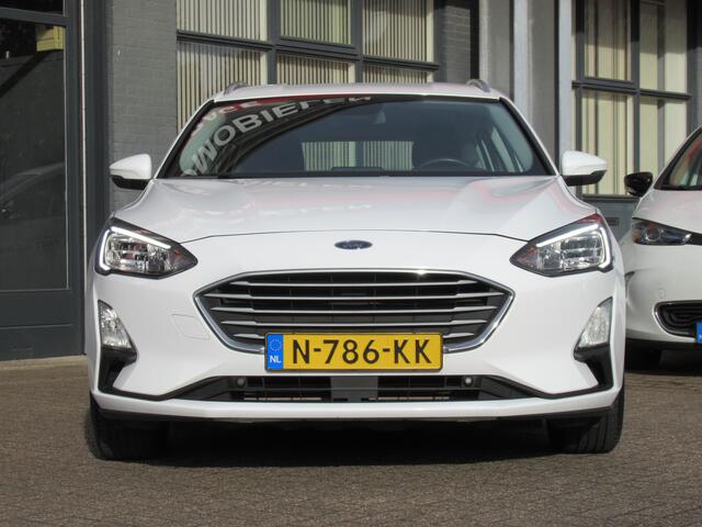 Ford FOCUS Wagon 1.0 EcoBoost Trend Edition Business | Airco | Navigatie | Parkeersensoren | Incl. BOVAG Garantie | DAB+ | LED Dagrijverlichting |