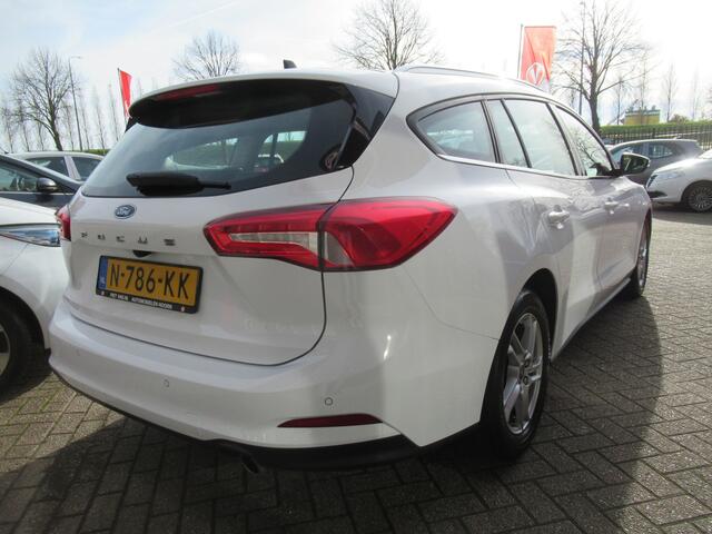 Ford FOCUS Wagon 1.0 EcoBoost Trend Edition Business | Airco | Navigatie | Parkeersensoren | Incl. BOVAG Garantie | DAB+ | LED Dagrijverlichting |