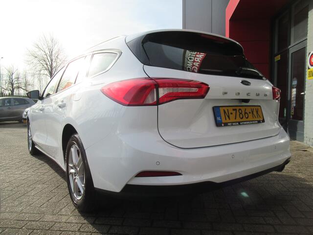 Ford FOCUS Wagon 1.0 EcoBoost Trend Edition Business | Airco | Navigatie | Parkeersensoren | Incl. BOVAG Garantie | DAB+ | LED Dagrijverlichting |