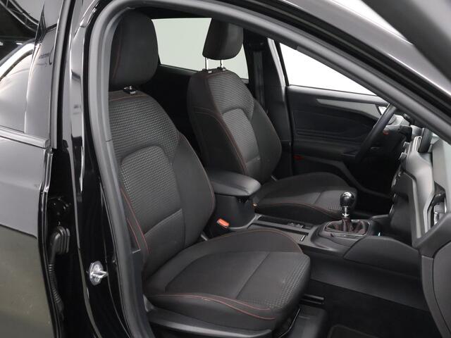 Ford FOCUS Wagon 1.0 EcoBoost Hybrid ST Line Style | Winterpakket | Parkeercamera | Navigatie | Climate Control |